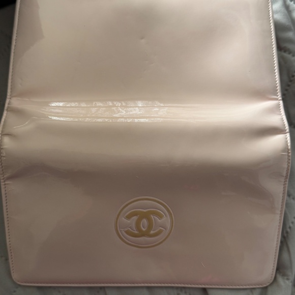 Chanel Peach Pink Patent WOC Crossbody - Picture 3 of 7